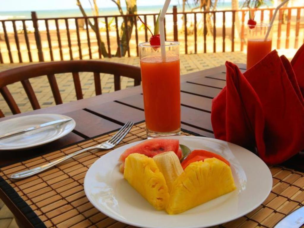 Whispering Palms Hotel Бентота Экстерьер фото