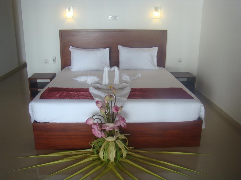Whispering Palms Hotel Бентота Экстерьер фото